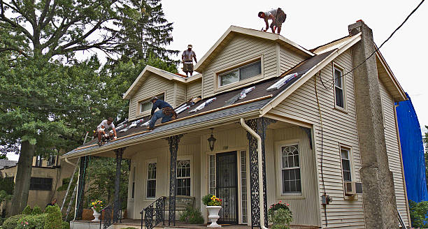 Quick and Trustworthy Emergency Roof Repair Services in Campton Hills, IL